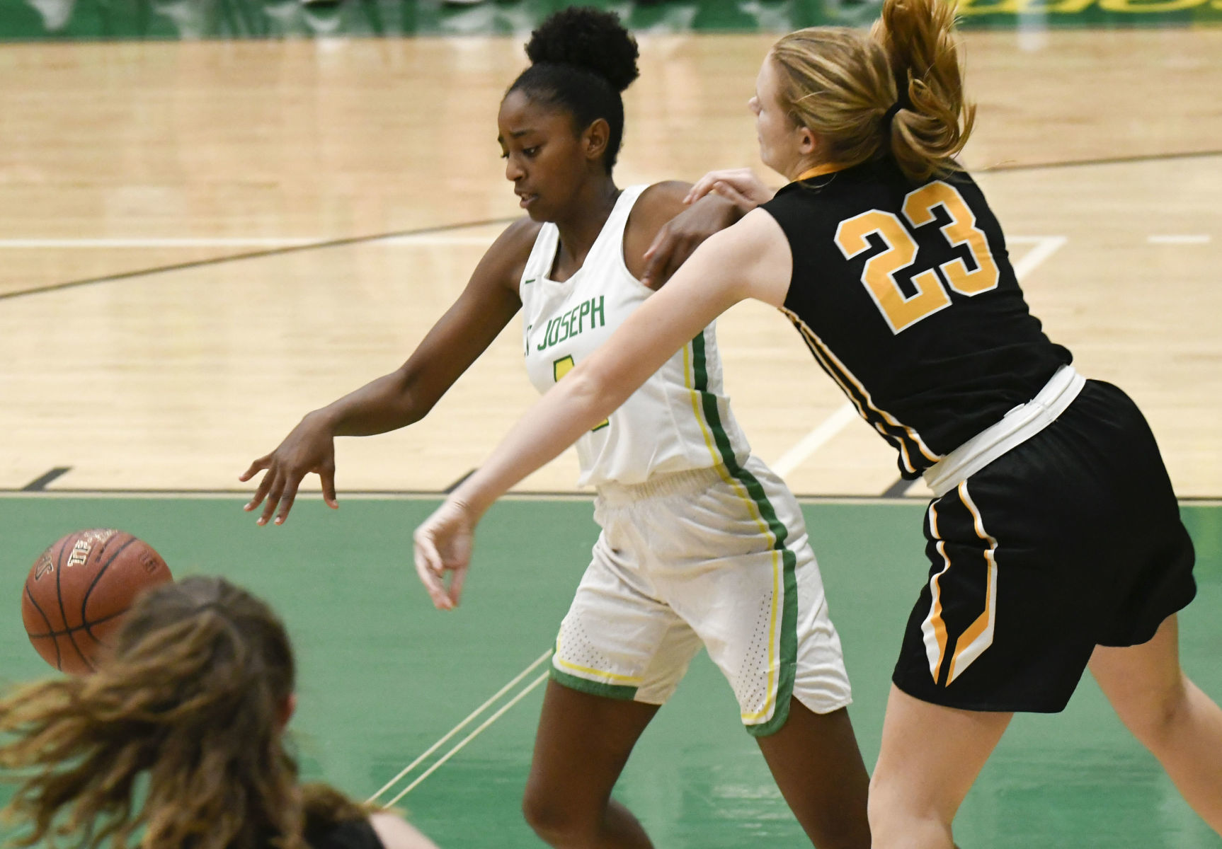 111919 SLO SJ girls bb 12.jpg